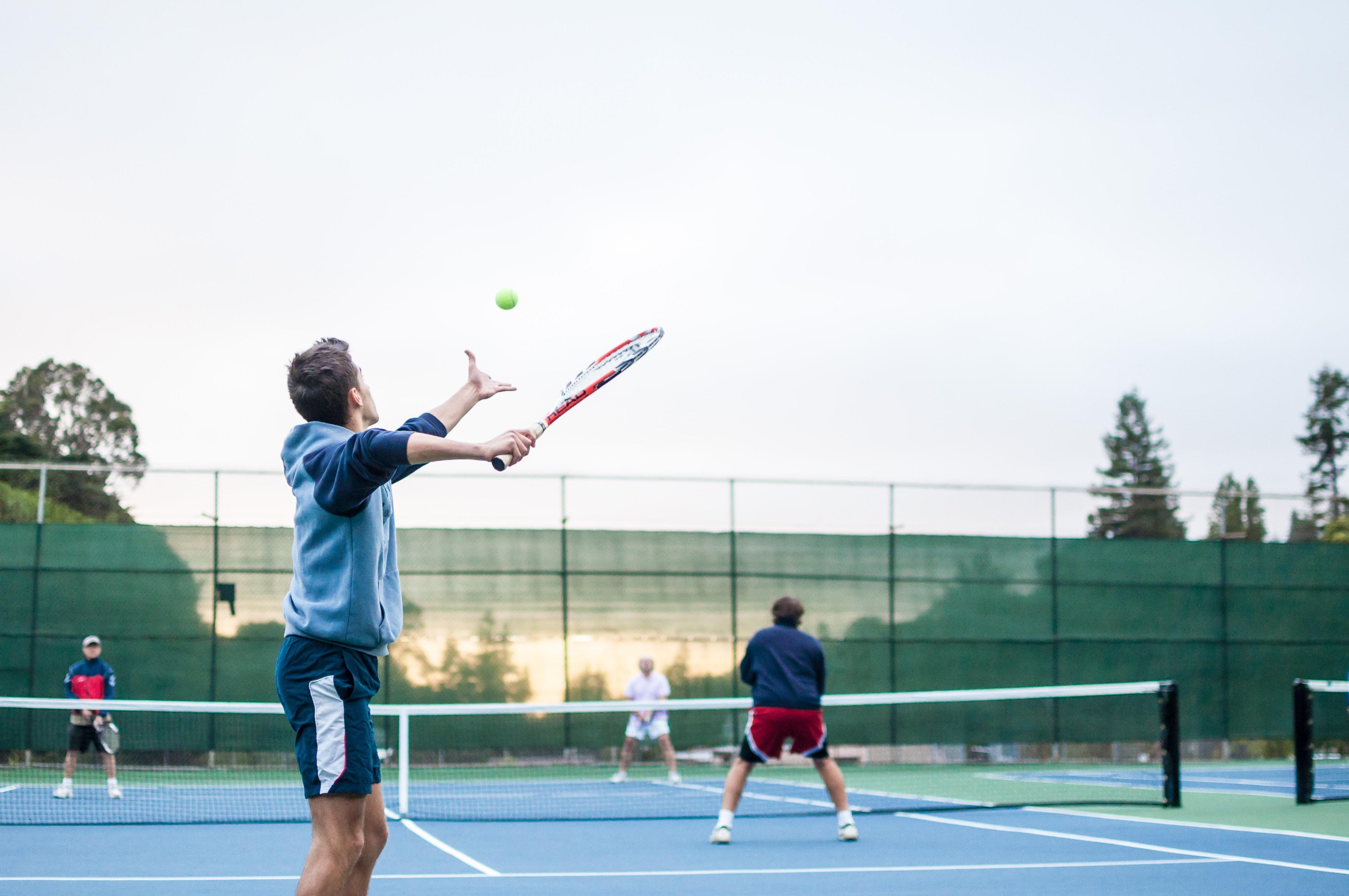 How to play sports. Тренировка Кортовый теннис. Большой теннис. Игра "большой теннис". Профессиональные теннисисты.